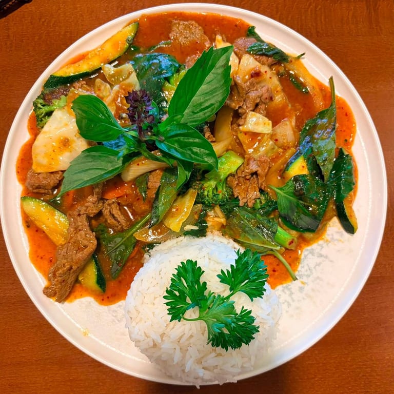 Vietnamese & Thai Favorites